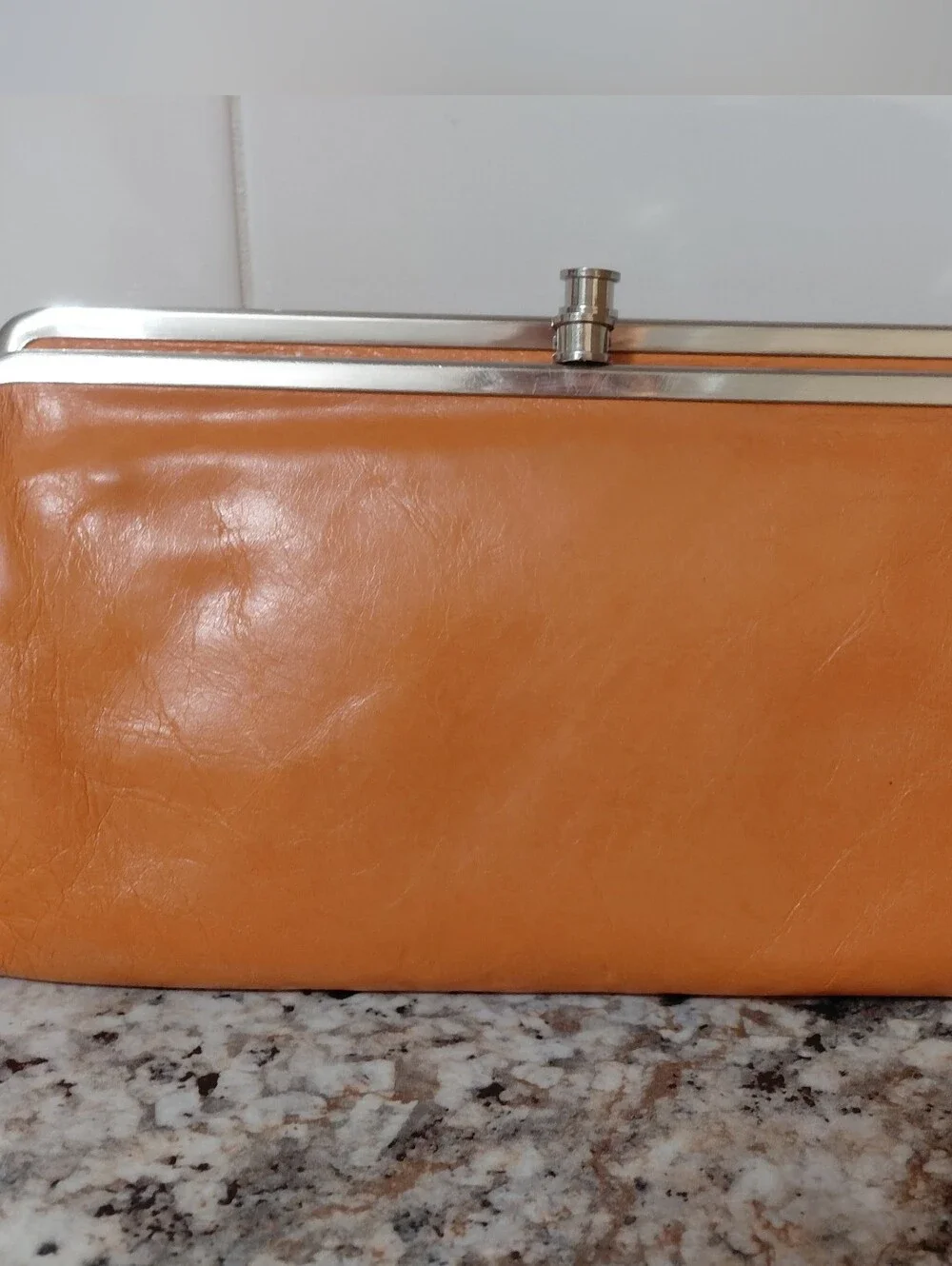 HOBO lauren clutch